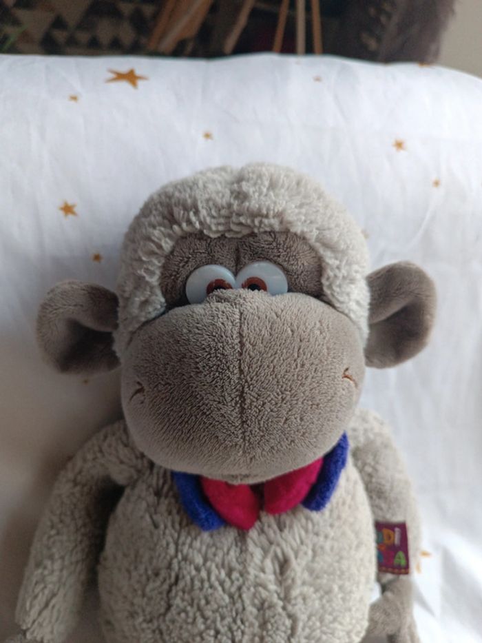 Doudou peluche plush Teddy singe chimpanzé monkey nœud papillon budi basa budibasa - photo numéro 2