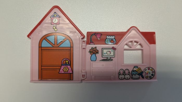 Hello Kitty surprise maxi oeuf kinder - photo numéro 3