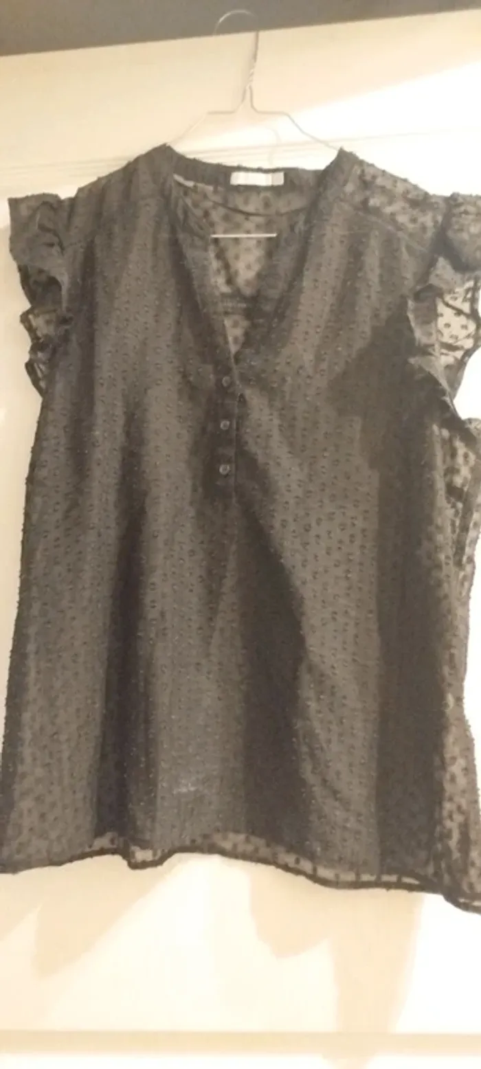 Haut noir