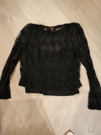 Haut débardeur avec dentelle transparante