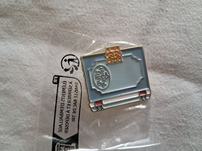 Lot de 4 pin's polly pocket neufs - photo numéro 4