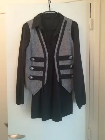 Blazer sans manche / chemisier