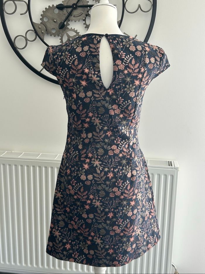 Robe Naf Naf taille 36 - photo numéro 5