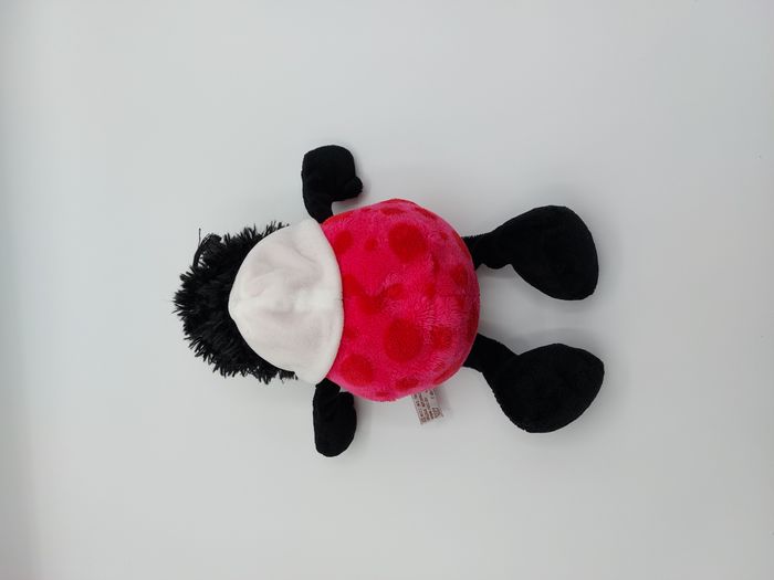 Peluche doudou coccinelle rose à capuche NICI pois rouge noir beige 20 cm assise - photo numéro 4
