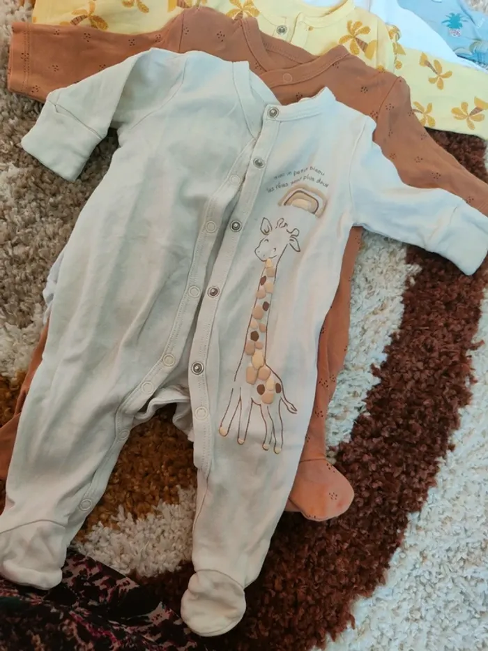 Lot 5 pyjamas légers