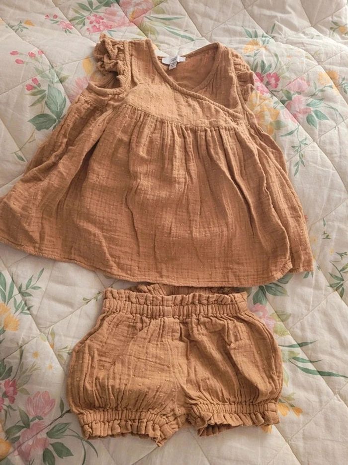 Ensemble 12 mois marron