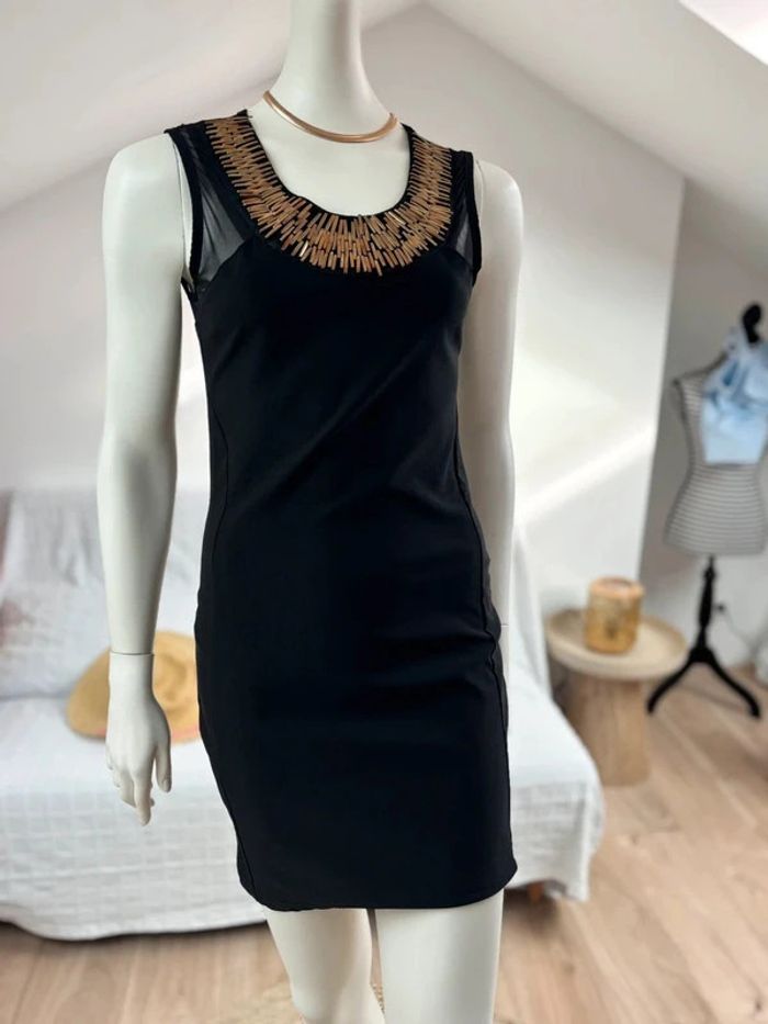 Robe moulante noir TS/M - photo numéro 2