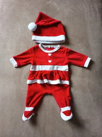 Pyjama Noël avec son bonnet