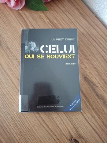 Livre: Celui qui se souvient