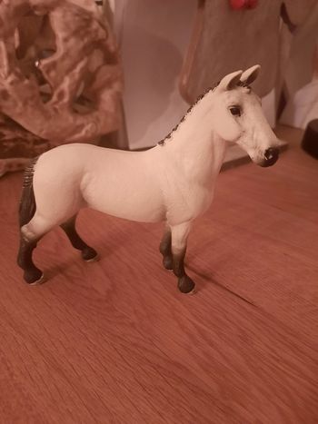 Schleich cheval