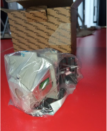 OPTOMA EP721 Lampe de projecteur avec module - BL-FS180B / SP.88N01G.C01