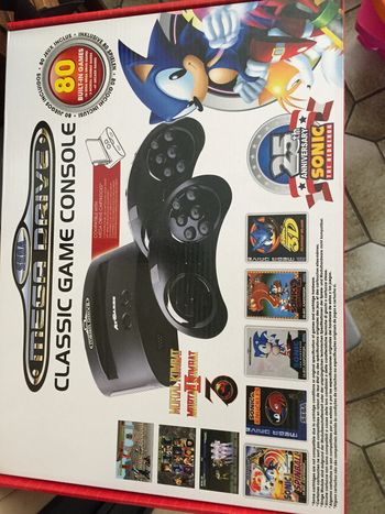 Console megadrive 25éme anniversaire