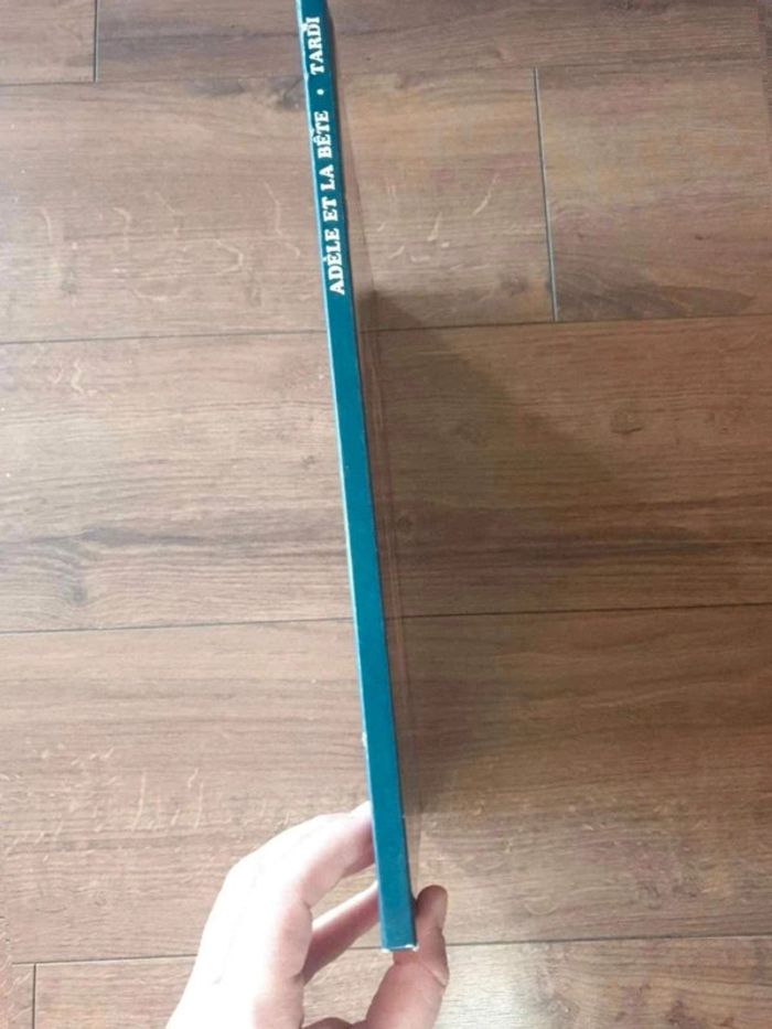 Bande dessinée Les aventures extraordinaire d'Adèle Blanc sec - photo numéro 3