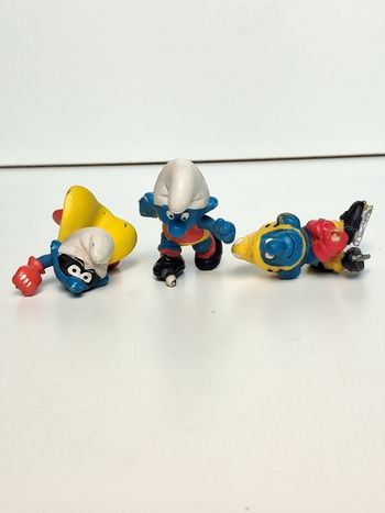Lot 3 Schtroumpfs vintage a restaurer schleich W.germany, portugal et hong kong
