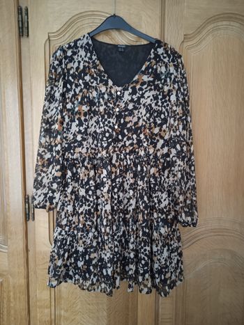 Robe tachetée noir marron beige