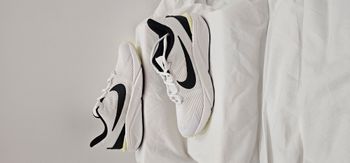 Baskets femme Nike Star Runner taille 38.5