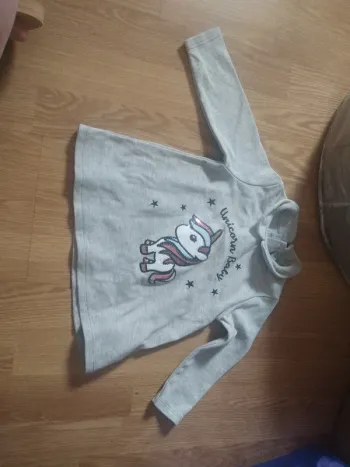 Pull licorne