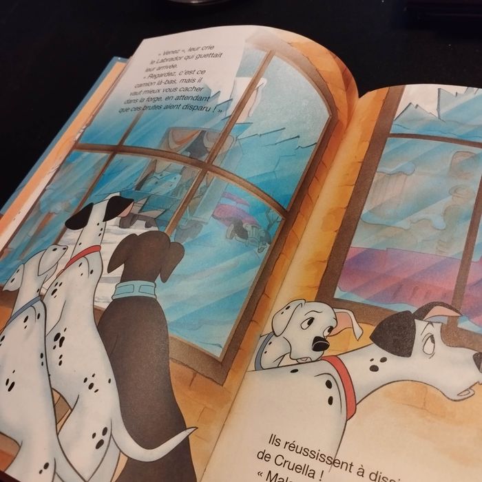 Livre enfant Disney Club du livre les 101 dalmatiens - photo numéro 4