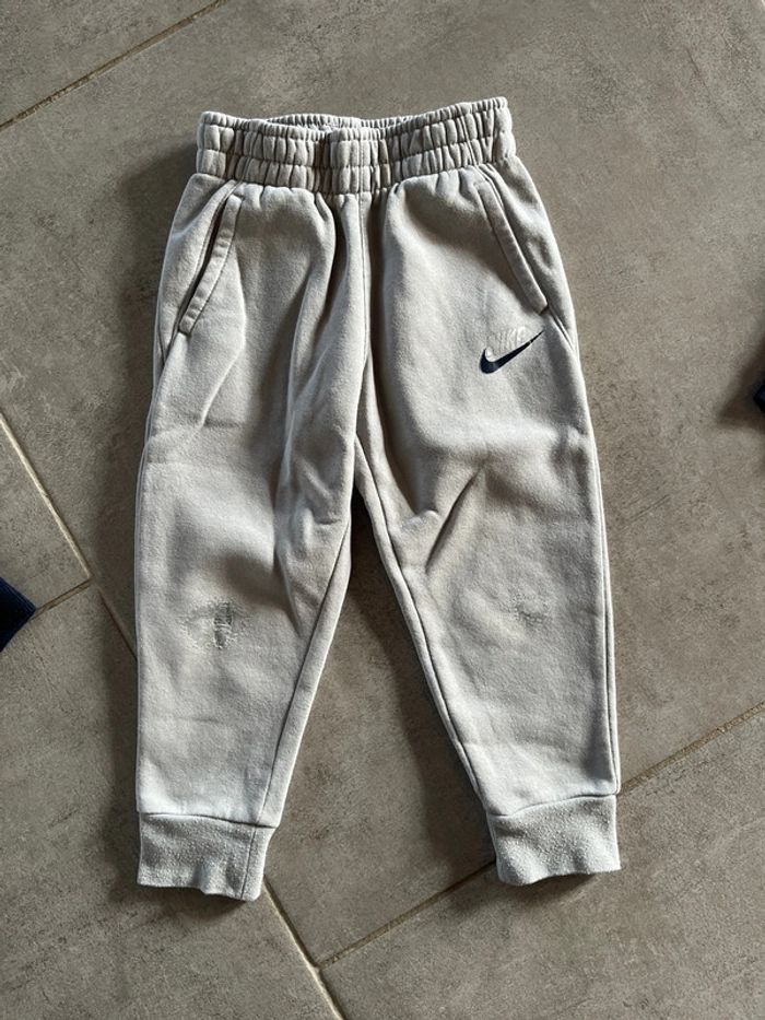 Lot bas jogging 2-3 ans - photo numéro 2