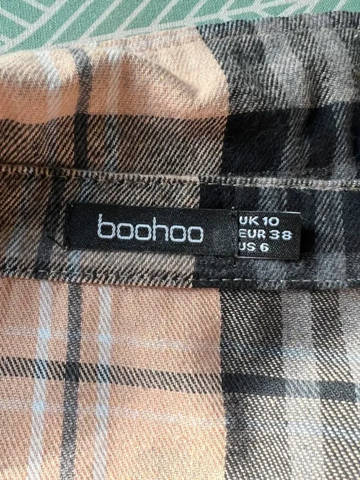 Surchemise à carreaux Boohoo – T38 👚 - photo numéro 6