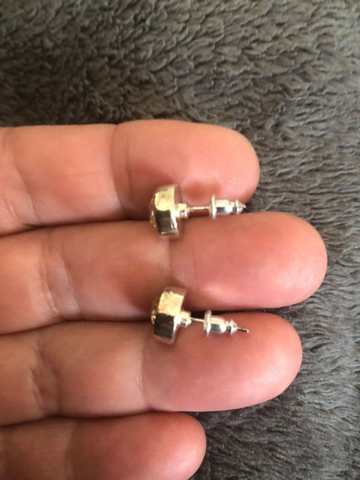 730-Boucles d’oreilles argentées et strass NEUVES - photo numéro 4