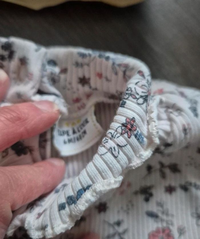 Magnifique t-shirt côtelé TAO 6 mois - photo numéro 3