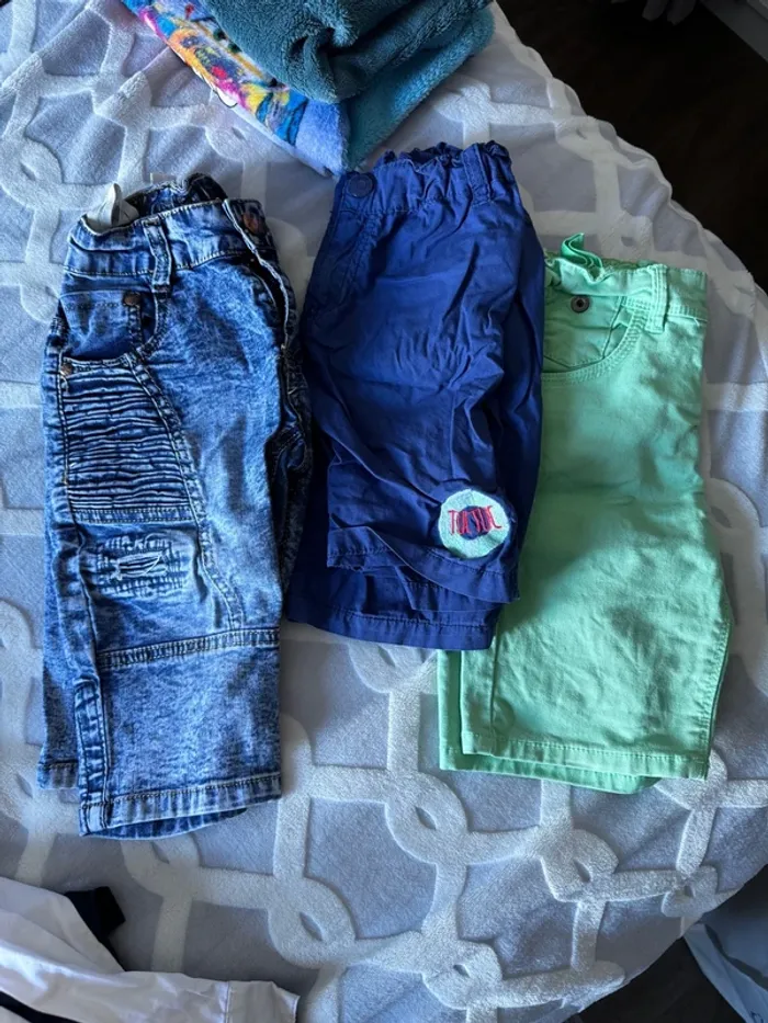 Lot de vêtements - photo numéro 3