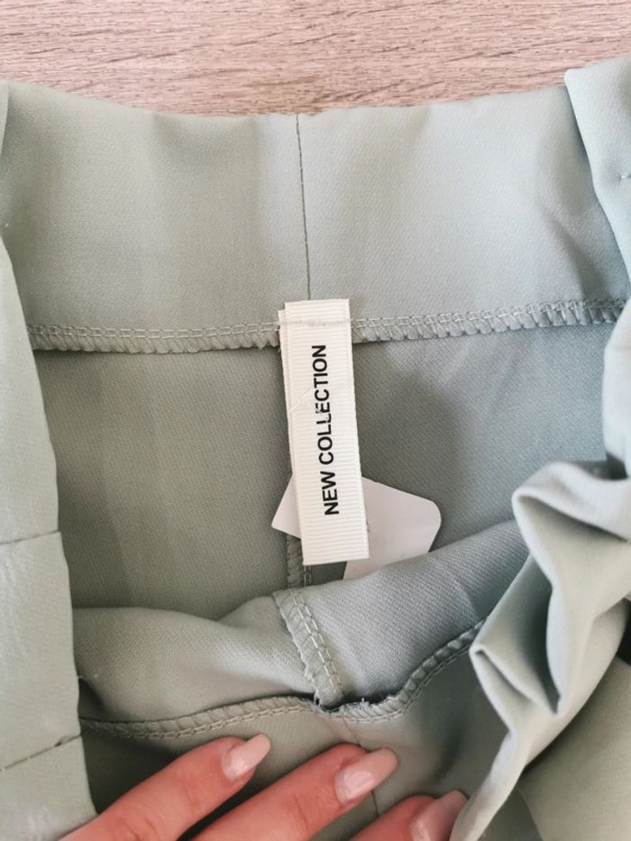 Pantalon carotte à nouer avec une ceinture vert sauge - New collection - photo numéro 5