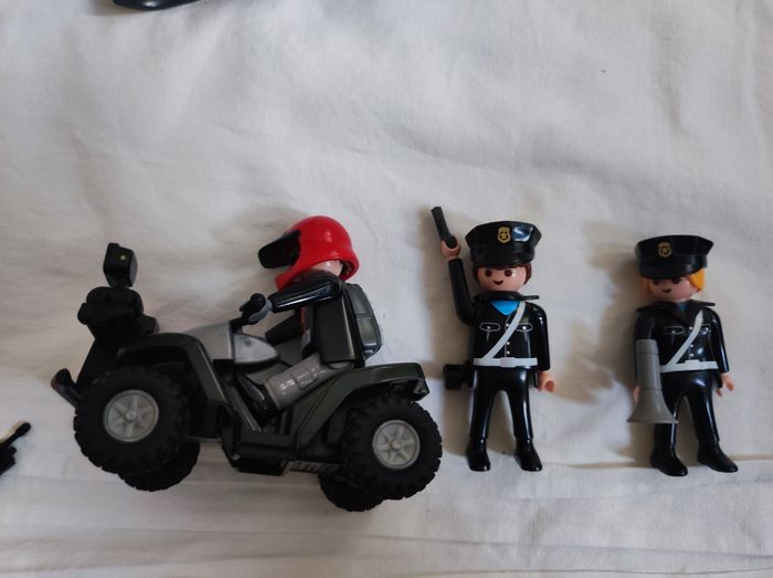 Commissariat de police playmobil 9372 - photo numéro 7