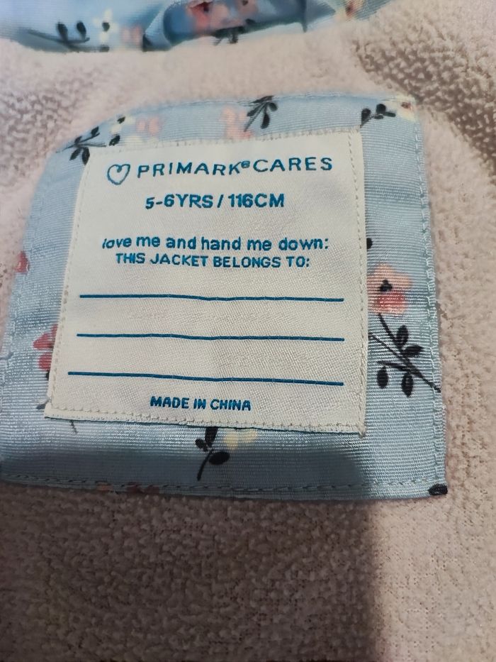 Blouson imperméable et polaire à l'intérieur Primark taille 5-6 ans - photo numéro 6