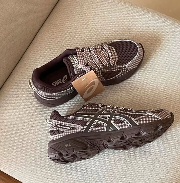 ASICS Story MFG. x Gel-Venture 6