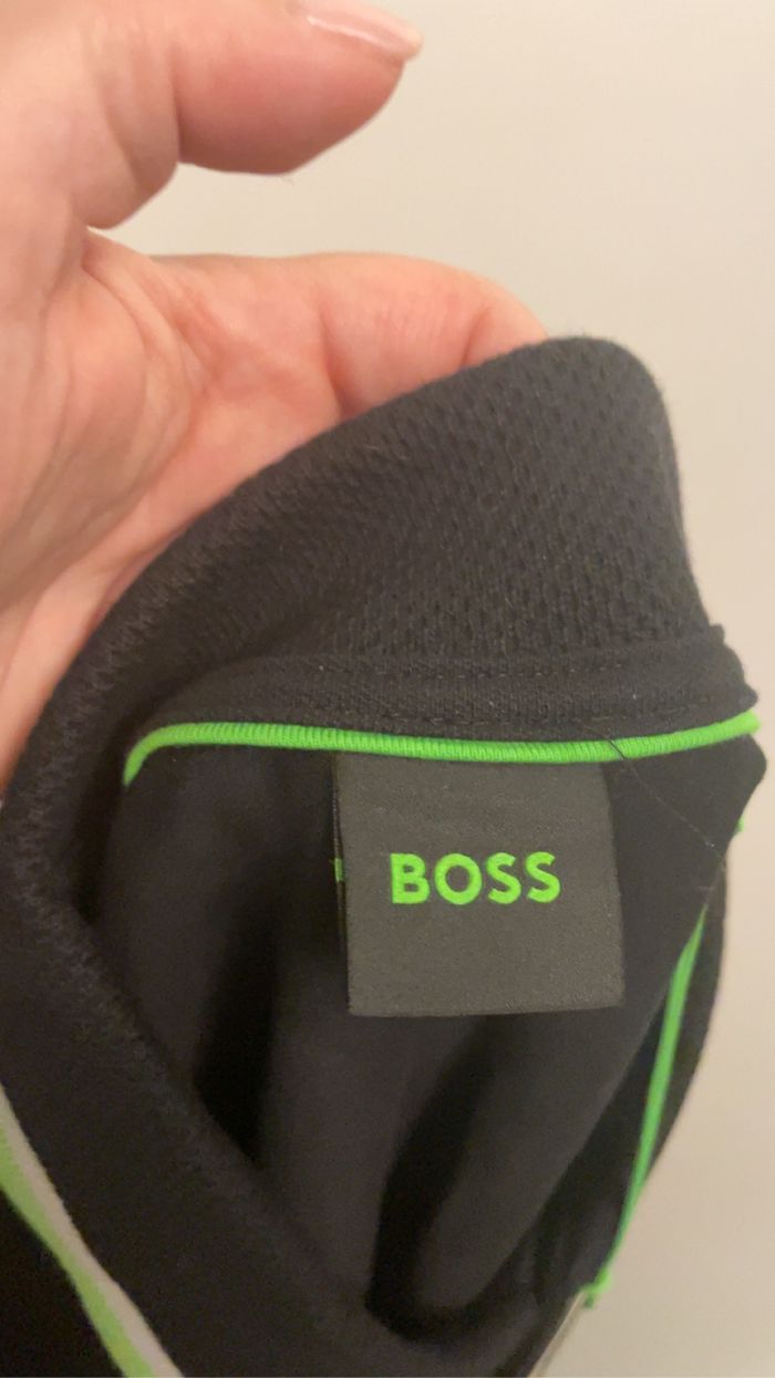 Polo Hugo Boss noir et vert fluo, taille L, neuf avec étiquettes - photo numéro 7