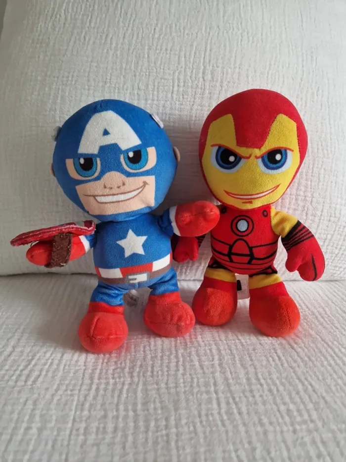 Lot de 2 peluches Marvel en très bon état - photo numéro 6
