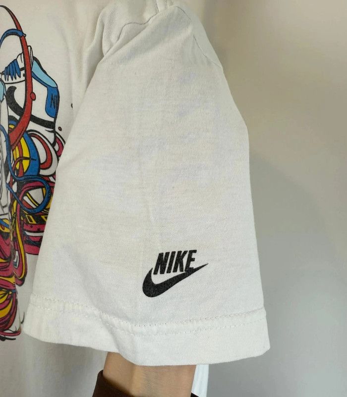 T-shirt Nike graphique homme M blanc très bon état - photo numéro 4