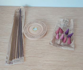 🌿 Porte-encens avec 18 encens naturels🌿