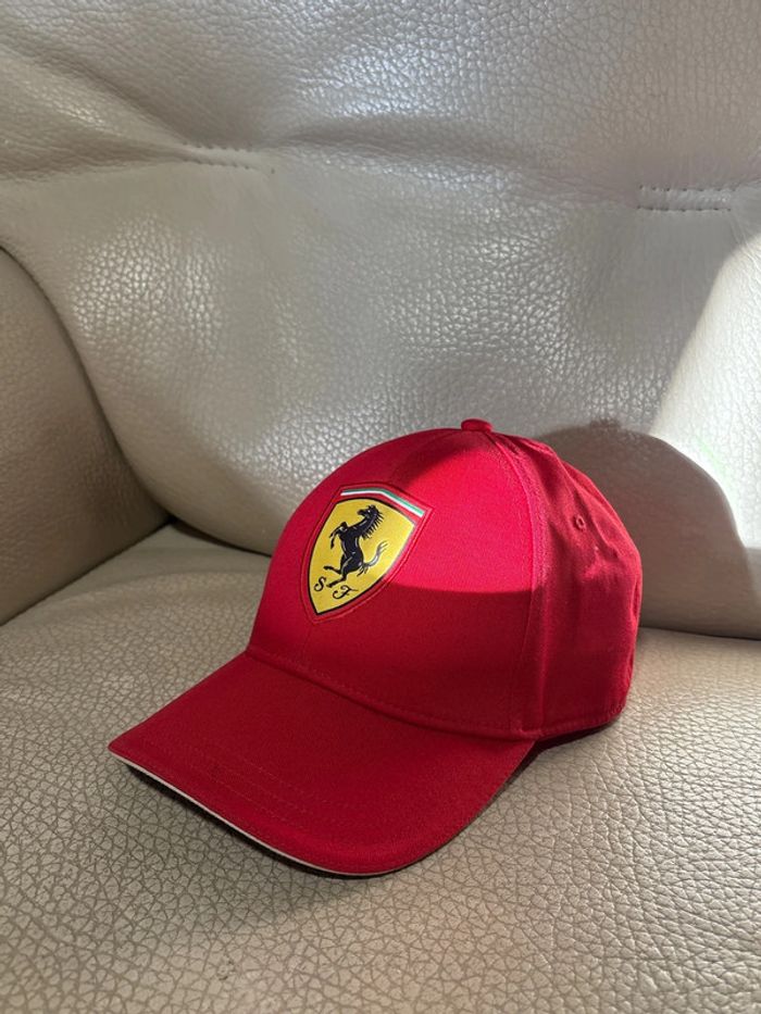 Casquette Ferrari