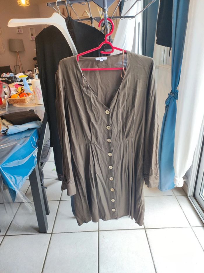Robe mi saison 42