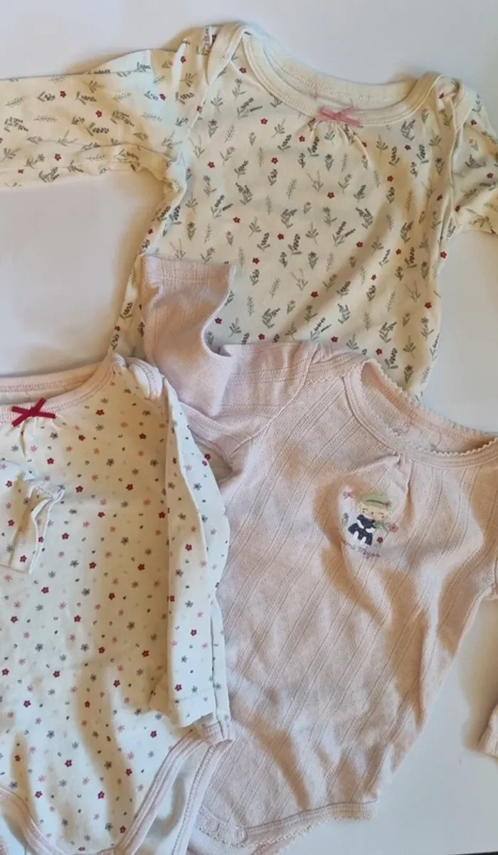 Lot de 3 bodies - 9 mois - Fille