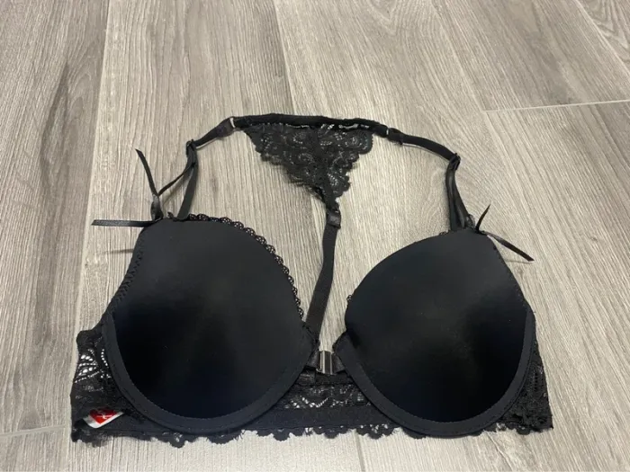Soutient gorge noir dentelle 85B