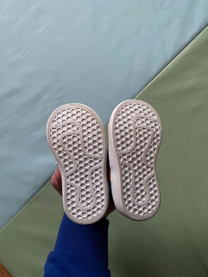 Chaussures taille 19 - photo numéro 4