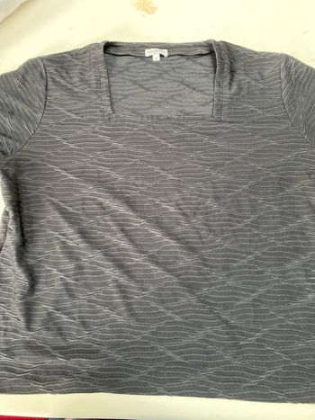 TEE shirt effet ajouré