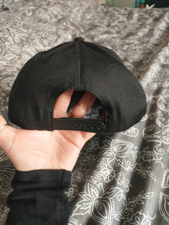 Casquette neuve - photo numéro 2