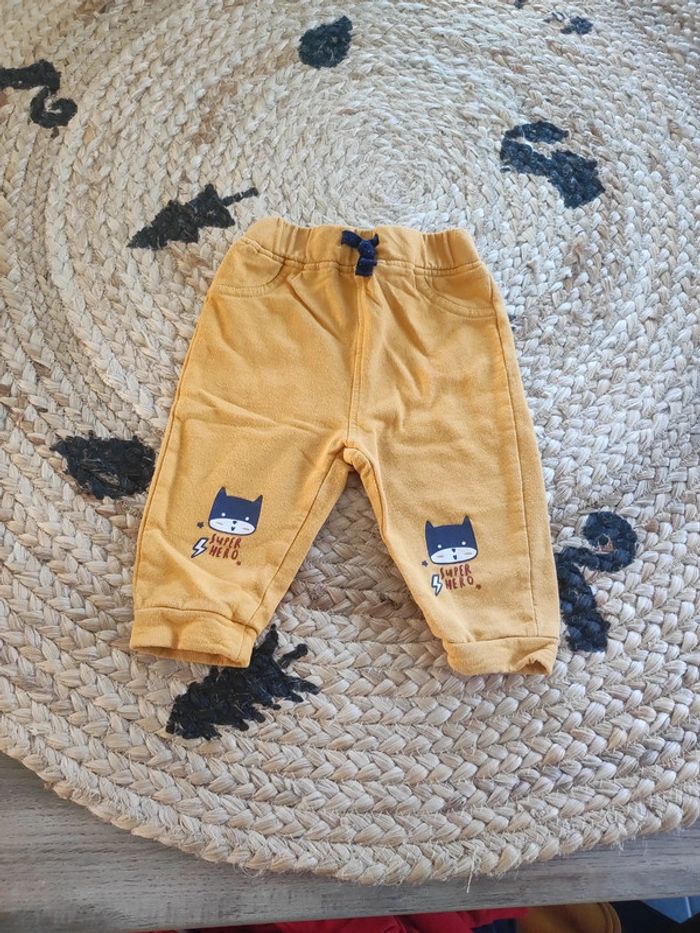 Lot 6 pantalons bébé garçon 9 mois - photo numéro 3