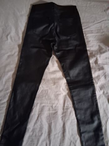 Pantalon simili cuir