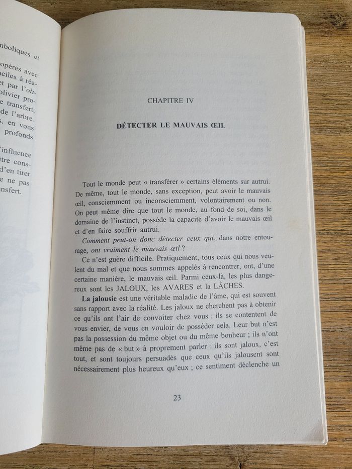 Lot deux livres Divination et Mauvais oeil - photo numéro 7