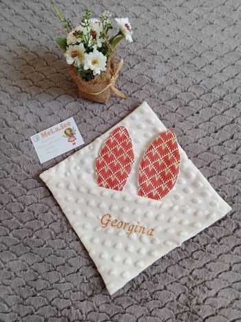 Doudou lapin personnalisé