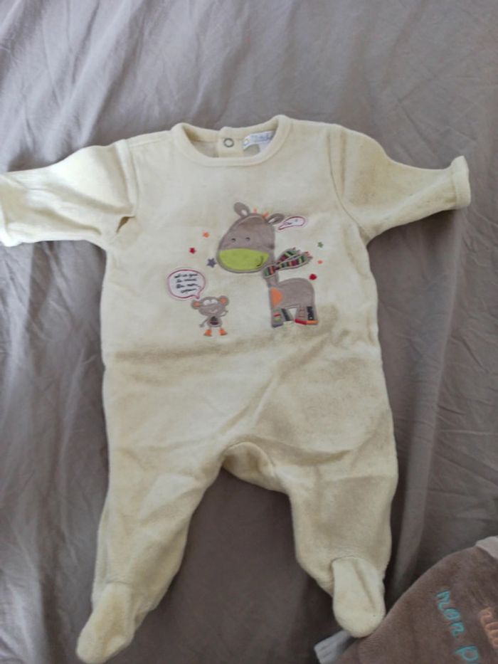 Lot de 6 pyjamas, taille 1 mois - photo numéro 6