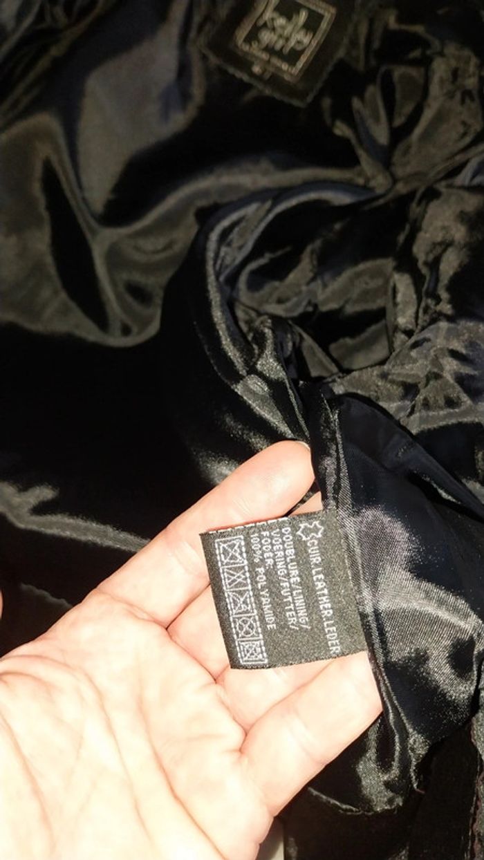 Blouson/ Perfecto/ Veste en cuir véritable noir état neuf  Taille 38 - photo numéro 14