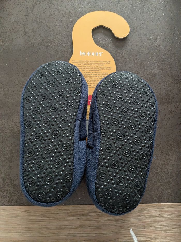Chausson antidérapant Isotoner bleu 27/28 - photo numéro 2