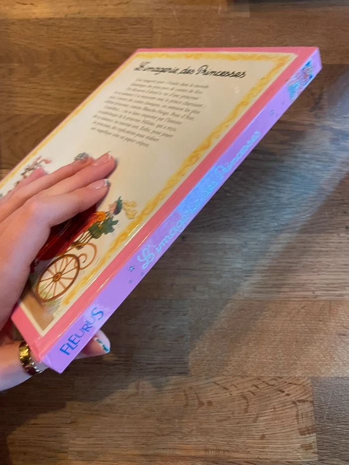 Livre Fleurus L’imagerie des princesses - photo numéro 3
